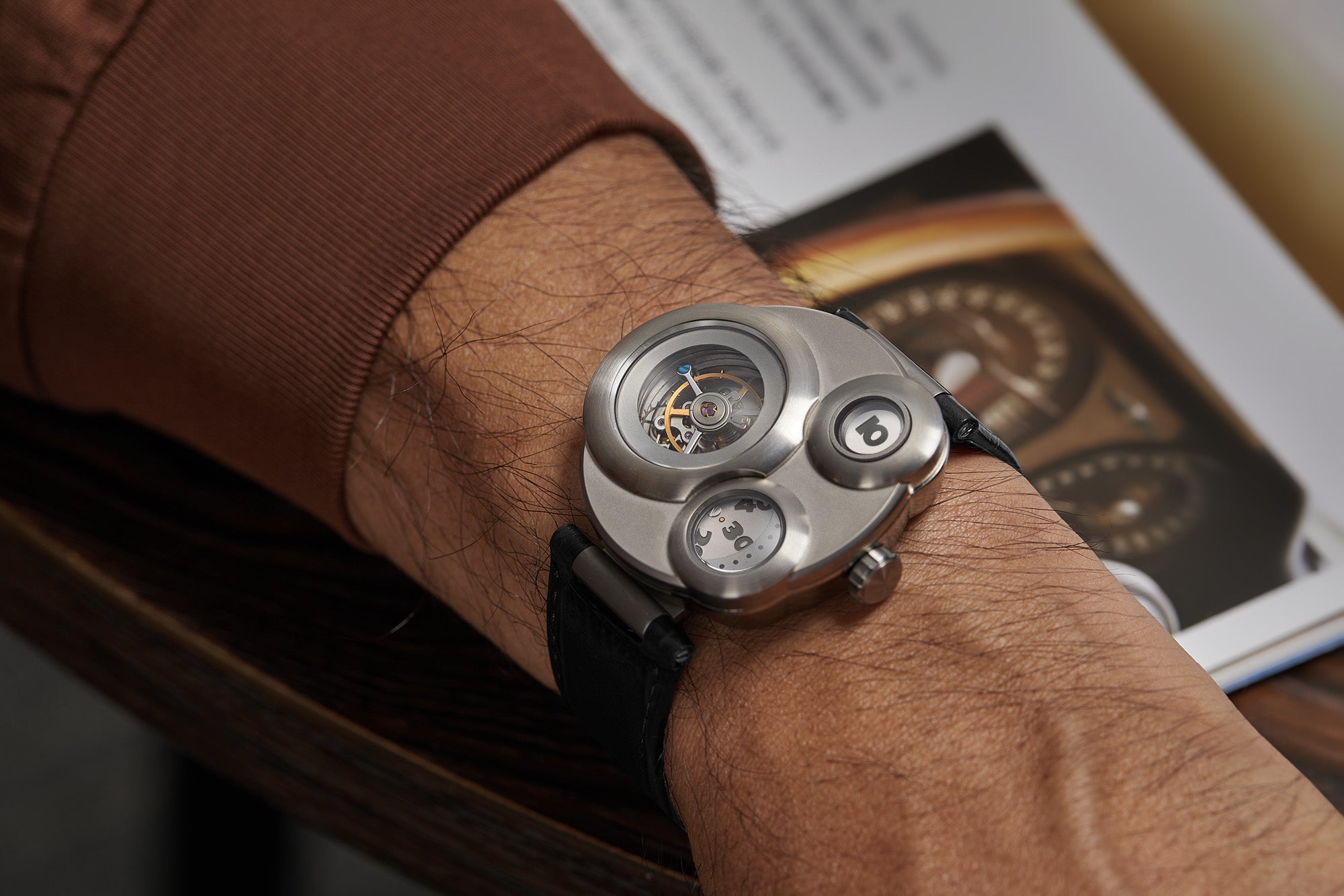 Jumping Hour Tourbillon BO-01